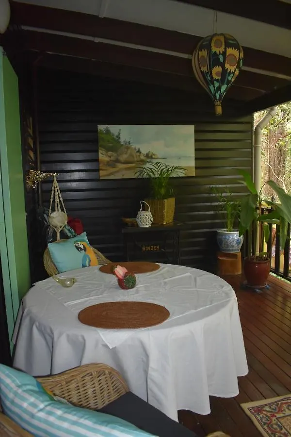 Oskar'S Rain Forest Retreat Bed & Breakfast Nelly Bay